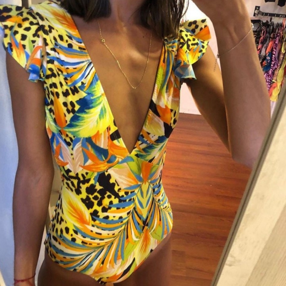 Bundle 2/$26- Ruffle sleeve swimsuit